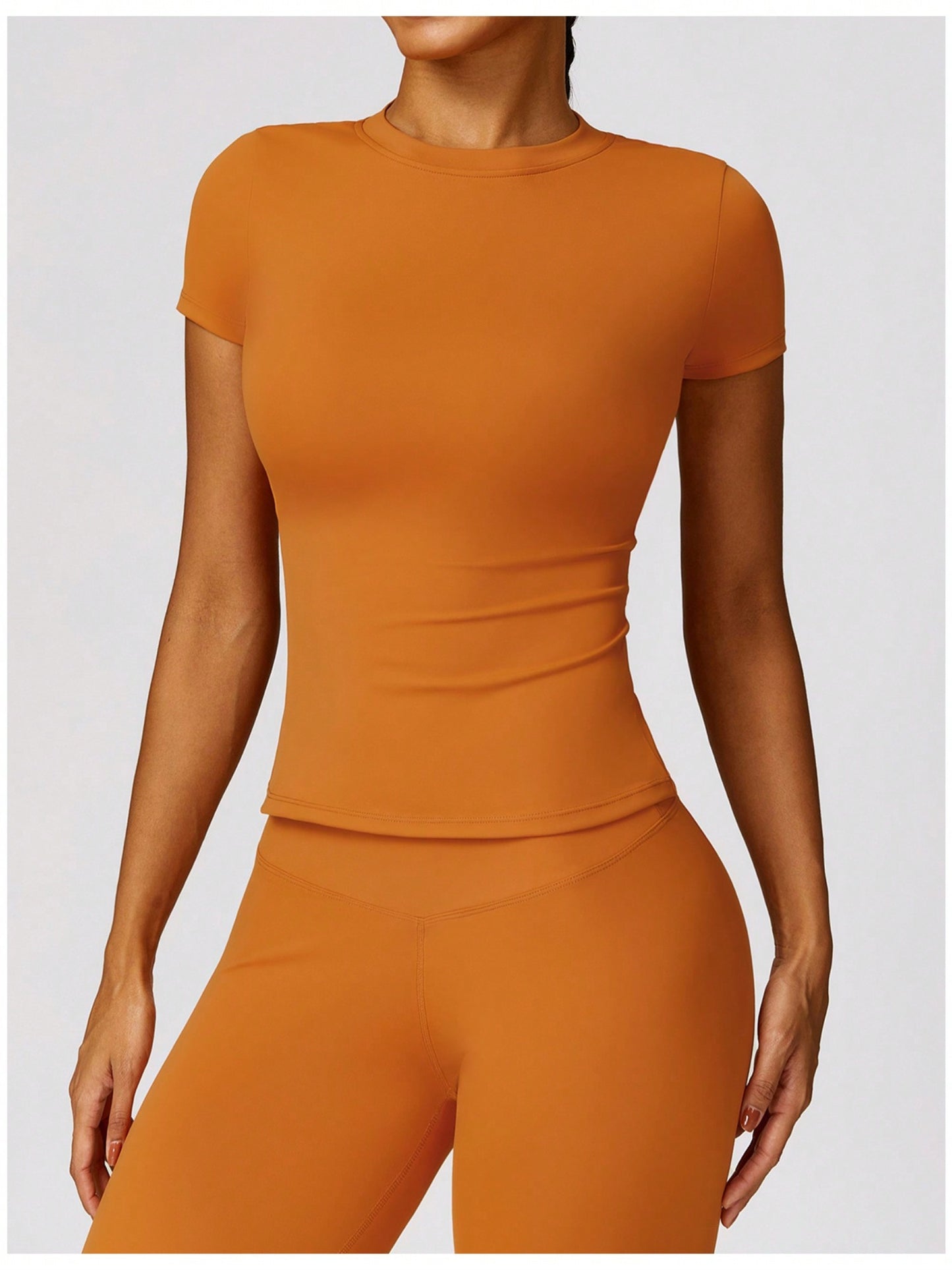 Women's Short Sleeve Fitted Round Neck Top