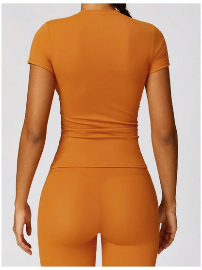 Women's Short Sleeve Fitted Round Neck Top