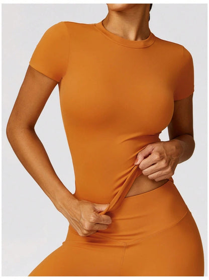 Women's Short Sleeve Fitted Round Neck Top